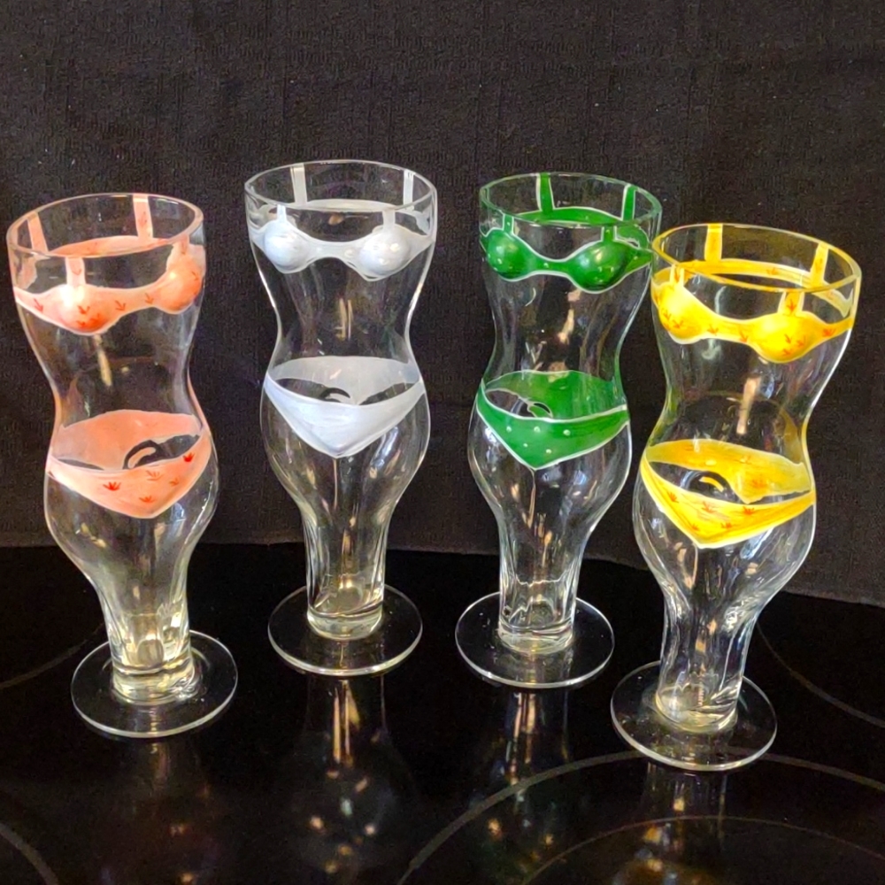 Set of bikini glasses